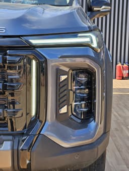 Mg Majestor Front View