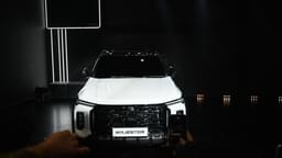 Mg Majestor Front View