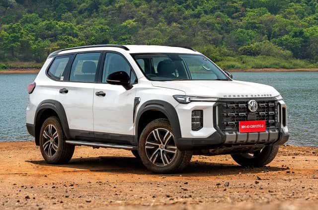 Front Right Three Quarter Image - 34988