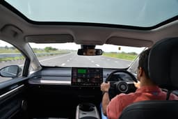 Mg Windsor Dashboard