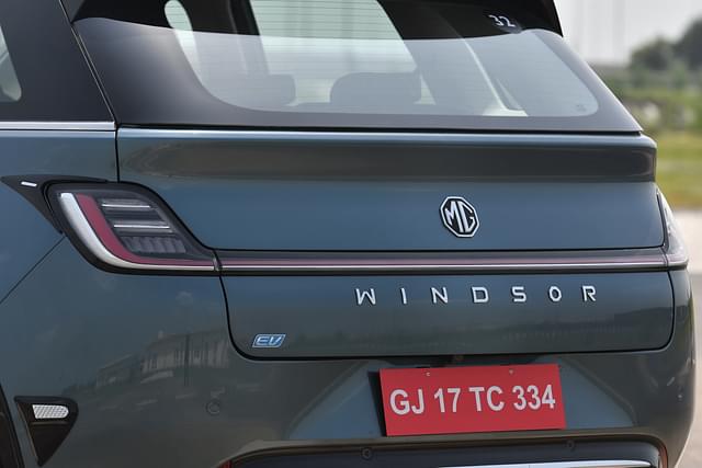 Rear View Image - 3550