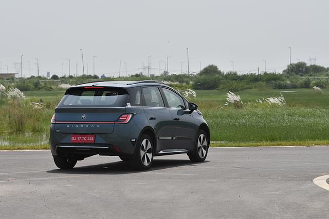 Rear View Image - 3559
