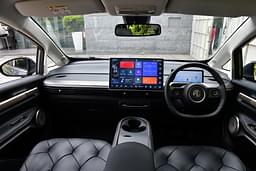 Mg Windsor Dashboard