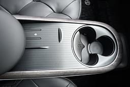 Mg Windsor Center Console Cup Holders