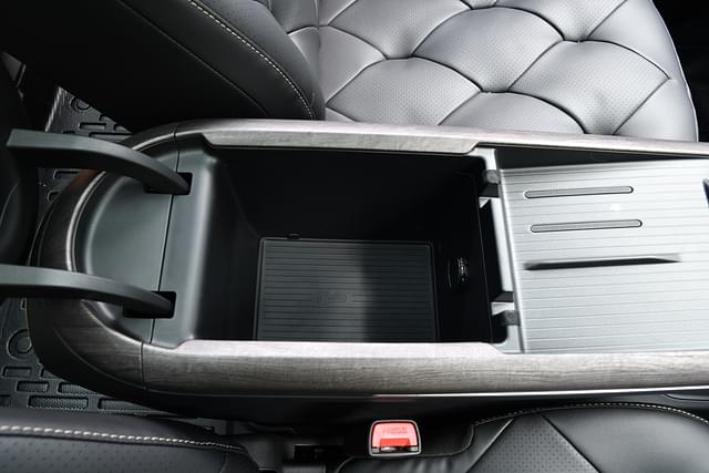Console Storage Image - 3649