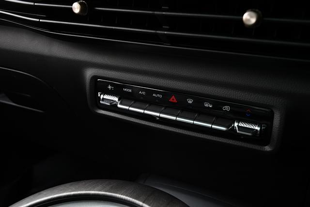 Ac Vents Front Image - 3655