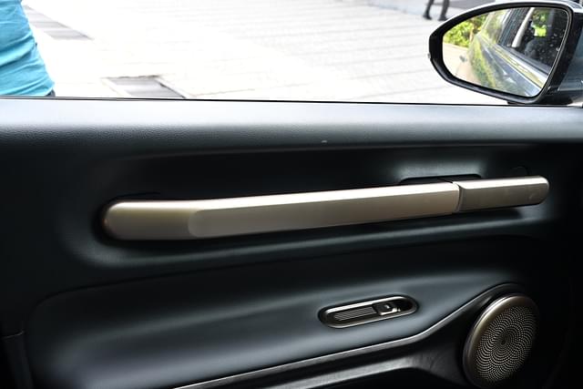 Door Controls Image - 3660