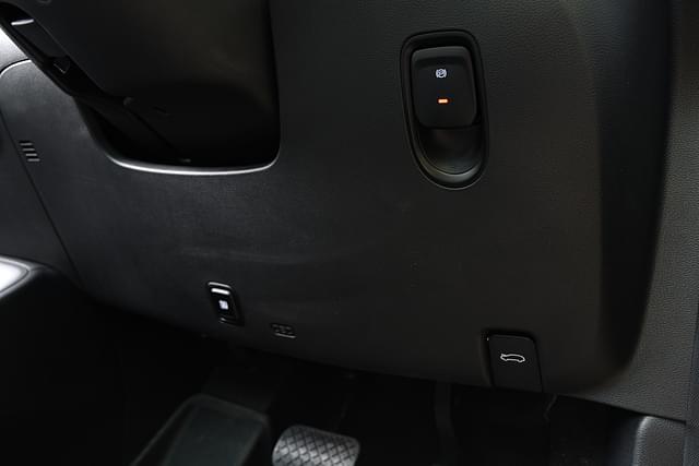 Door Controls Image - 3671