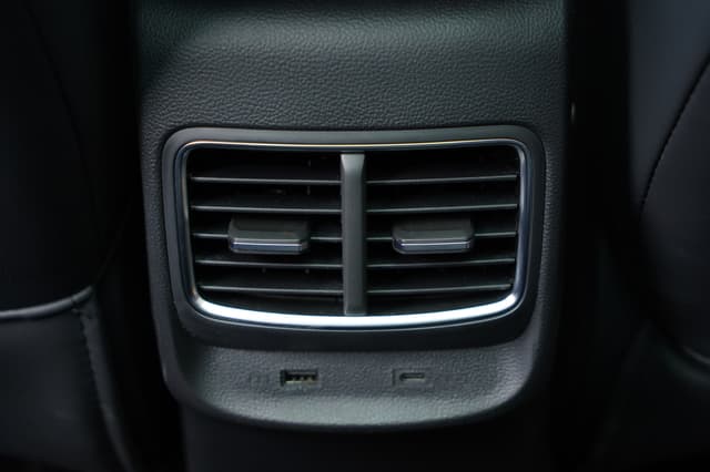 Ac Vents Rear Image - 4059
