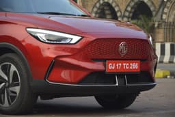 MG ZS EV Front Right Three Quarter