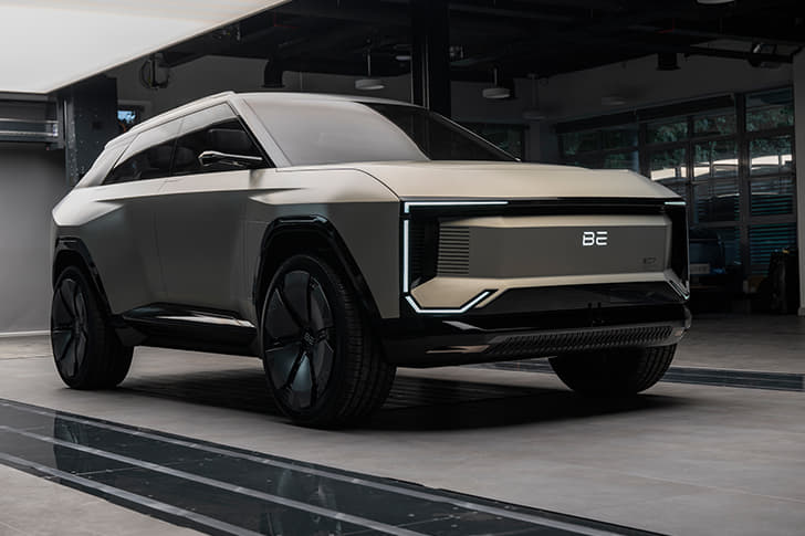 Front Left Three Quarter