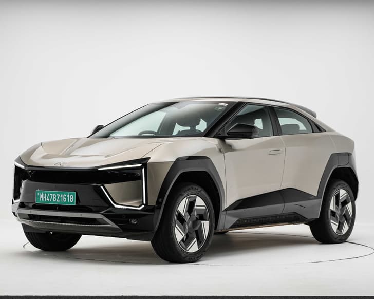 Front Left Three Quarter