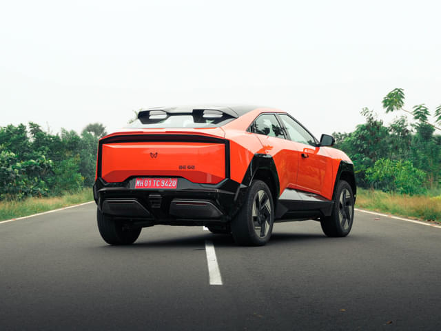 Mahindra BE 6 Rear Right Three Quarter