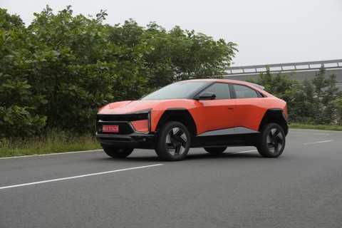 Mahindra BE 6e Front Left Three Quarter