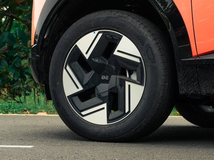 Alloy Wheels True