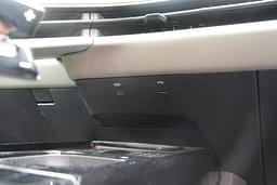 Mahindra Be 6e Charging Ports