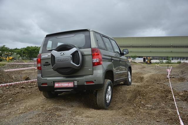 Rear View Image - 9008