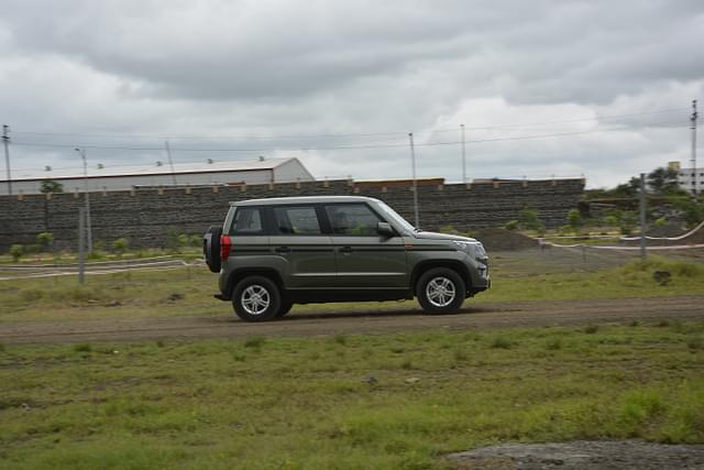 Alloy Wheels Image - 9021