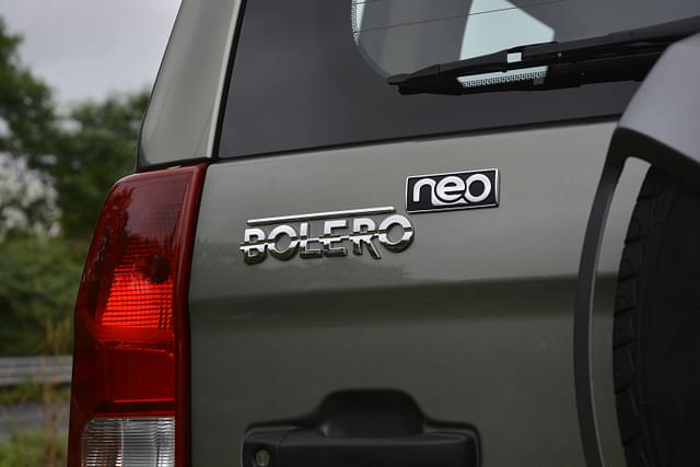 Rear View Image - 9040