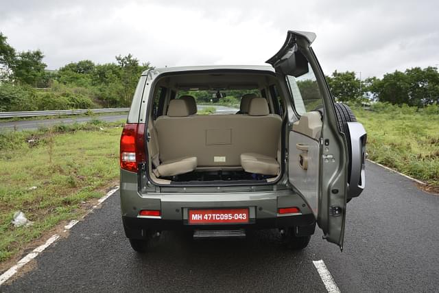 Rear View Image - 9043