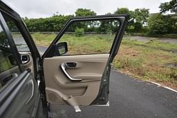 Mahindra Bolero Neo Door Controls