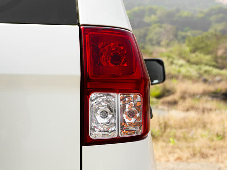 Mahindra Bolero Neoplus Rear View