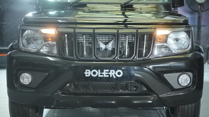 Mahindra Bolero Front View