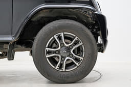 Mahindra Bolero Color Black