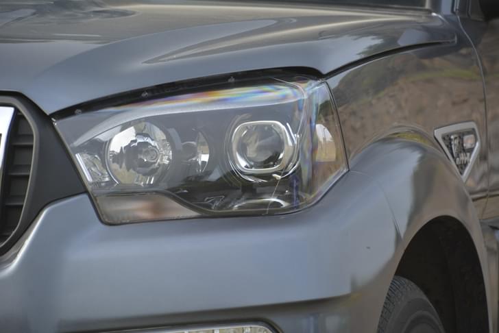 Mahindra Scorpio Classic Headlight