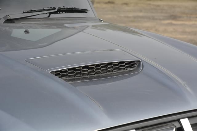 Closed Bonnet Image - 7411