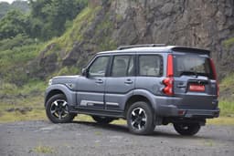 Mahindra Scorpio Classic Front Right Three Quarter