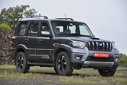 Mahindra Scorpio Classic Front Right Three Quarter