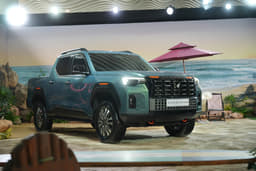Mahindra Scorpio Lifestyler Front Left Three Quarter Mahindra Scorpio Lifestyler Front Left Three Quarter
