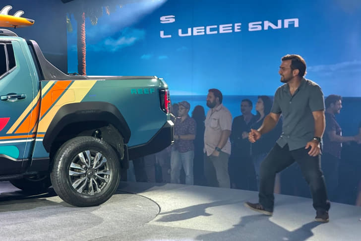 Mahindra Scorpio Lifestyler Rear Left Three Quarter