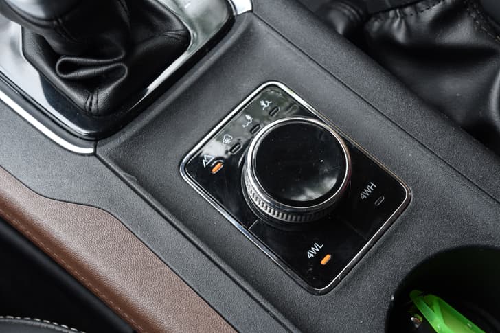 Mahindra Scorpio N Gear Box