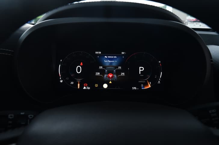 Mahindra Thar Roxx Instrument Cluster