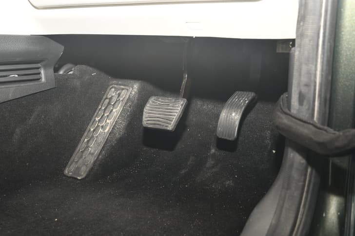 Mahindra Thar Roxx Foot Controls