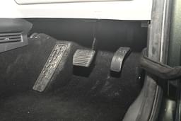 Mahindra Thar Roxx Foot Controls