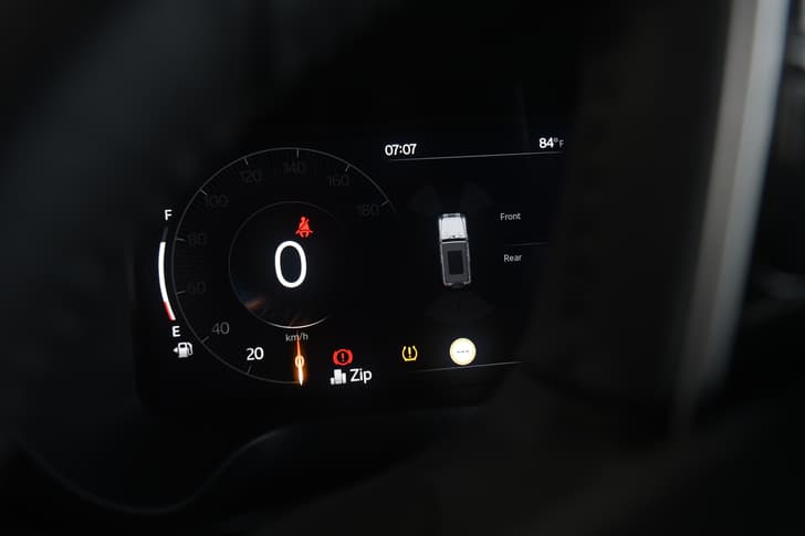 Mahindra Thar Roxx Instrument Cluster