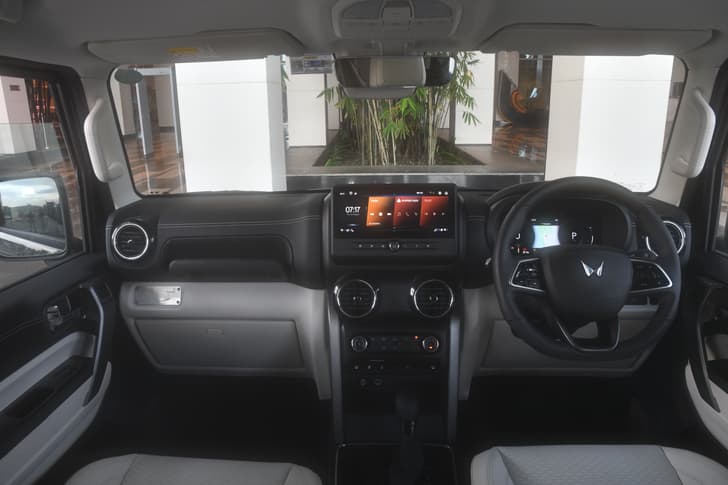 Mahindra Thar Roxx Dashboard