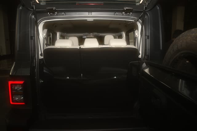 Rear View Image - 1262