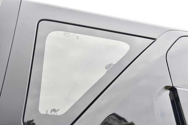 Side Glass Housing Image - 1337