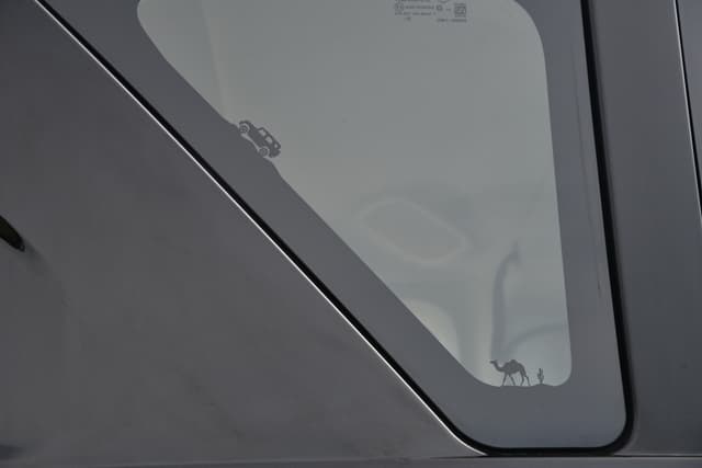 Rear Quarter Glass Image - 1367