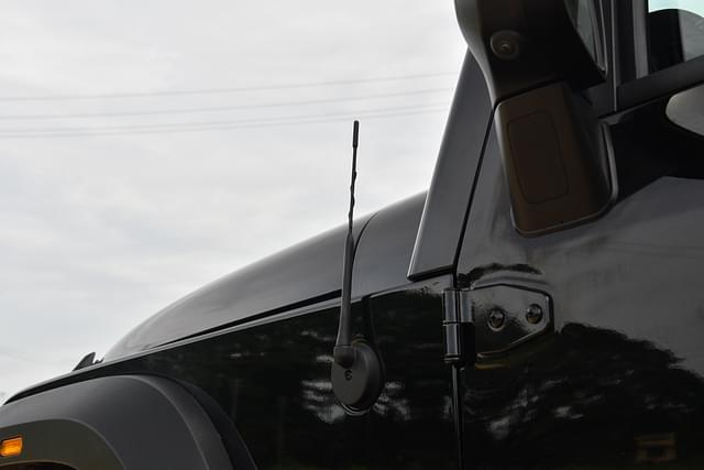 Antenna Image - 1369