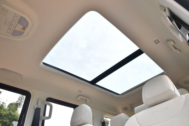 Car Roof Image - 1383