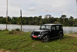 Mahindra Thar Roxx Front Right Three Quarter