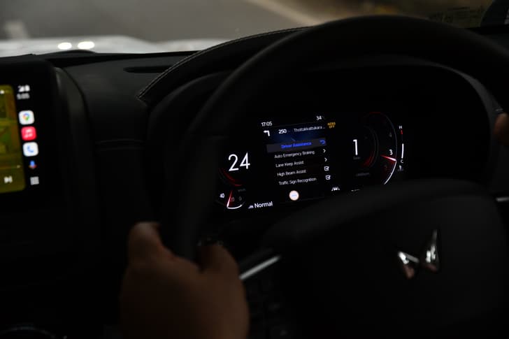 Mahindra Thar Roxx Dashboard