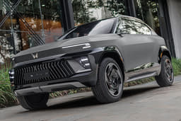 Mahindra Vision X Front Right Three Quarter