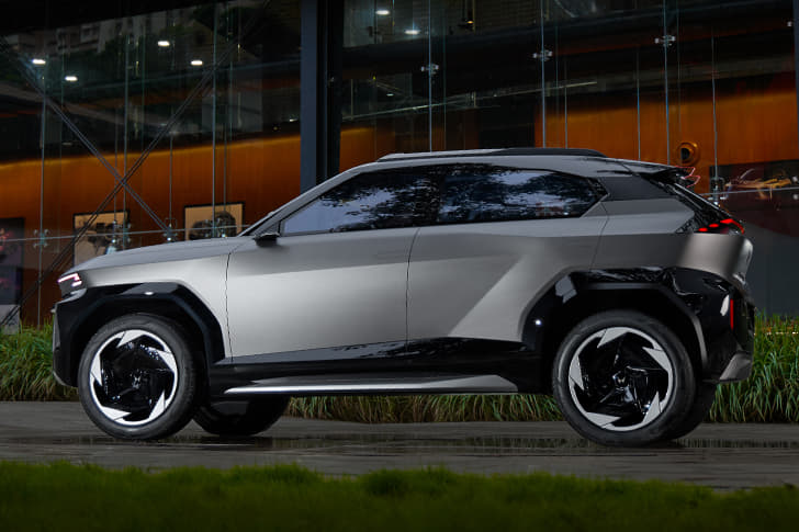 Front Right Three Quarter