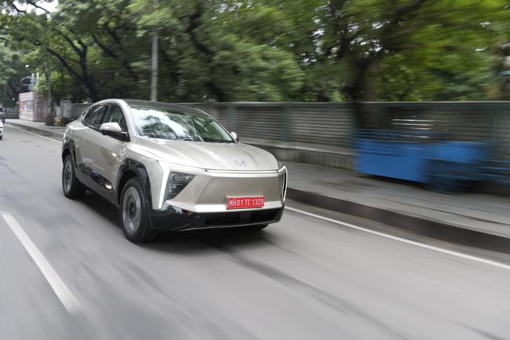 Mahindra Xev 9e Front Right Three Quarter